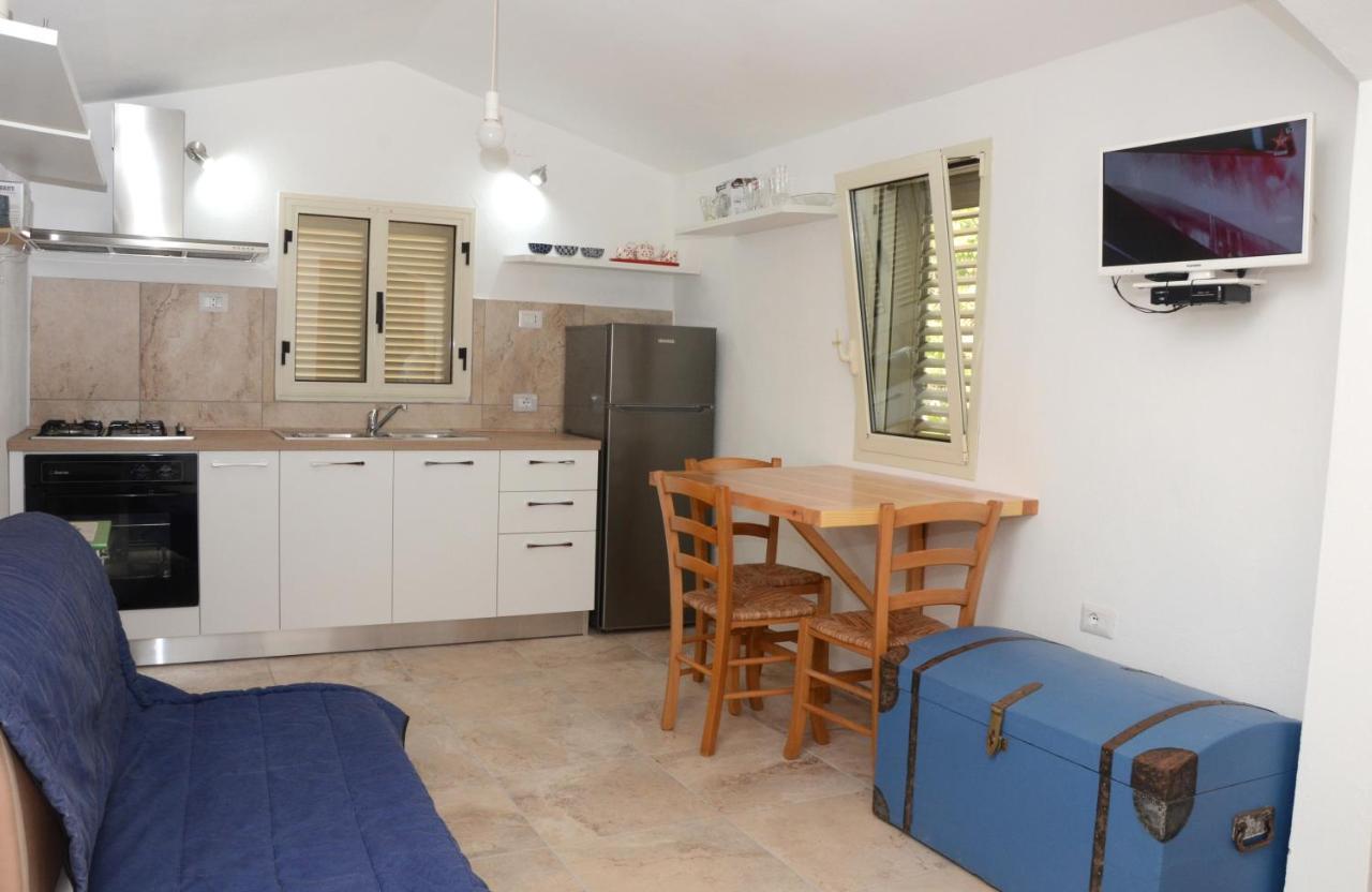 Apartments Villa Corrias 卡拉·利贝罗托 外观 照片